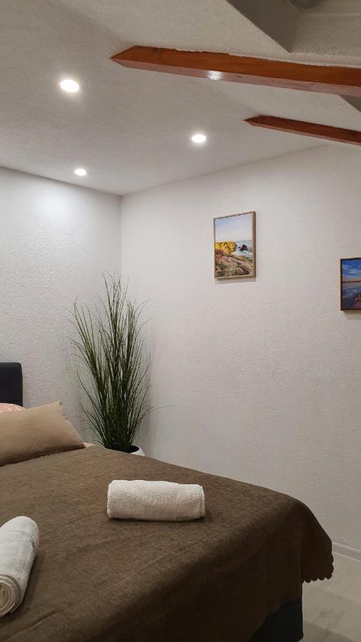 Apartmani Gandi Bihać Chambre photo